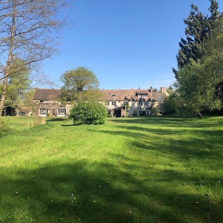 Moulin de Vilgris Bed & Breakfast Clairefontaine-en-Yvelines Exterior foto