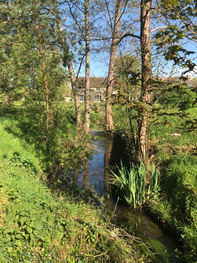 Moulin de Vilgris Bed & Breakfast Clairefontaine-en-Yvelines Exterior foto