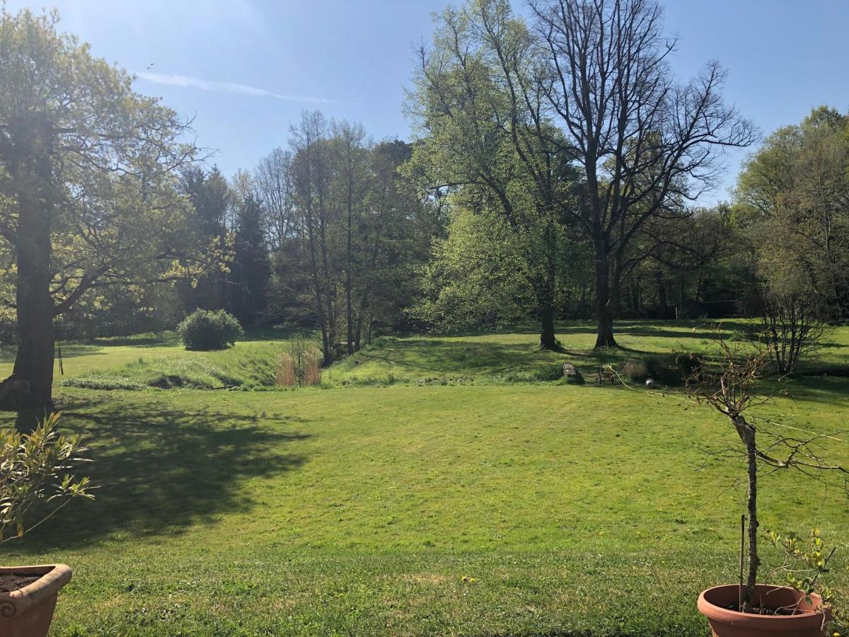 Moulin de Vilgris Bed & Breakfast Clairefontaine-en-Yvelines Exterior foto